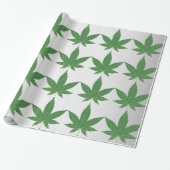 Weed Leaf on Silver Foiled Look Personalized Cadeaupapier (Uitgerold)