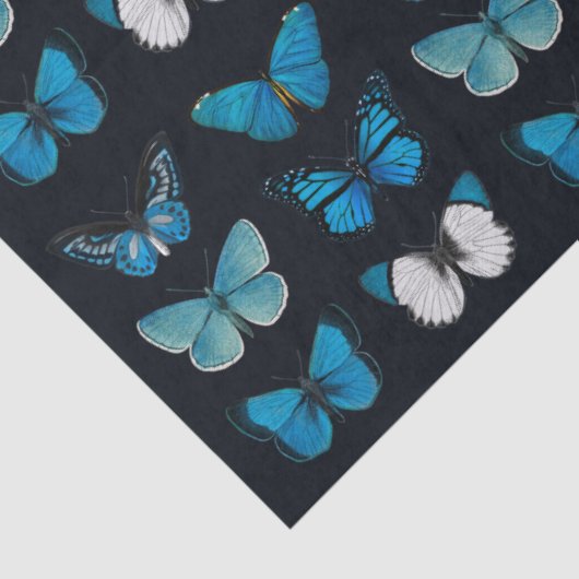 WEEFSELPAPIER: BLAUWE BUTTERFLES OP ZWART TISSUEPAPIER (Detail)