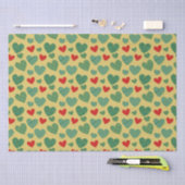 Weefselpapier van rode en groene harten tissuepapier (Craft)