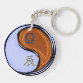 Weegschaal en houten draak sleutelhanger (Achterkant)