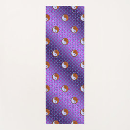 Weegschaal en houten zwijn yogamat