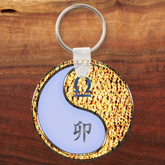 Weegschaal en vuurkonijn sleutelhanger (Voorkant)