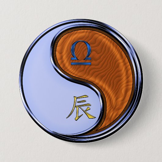 Weegschaal & Houten Draak Ronde Button 7,6 Cm (Voorkant)