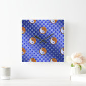Weegschaal & Houten Os Vierkante Klok (Huis)