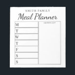 Weekblad voor familie notitieblok<br><div class="desc">Gepersonaliseerde wekelijkse maaltijdplanner van de Familie. Creëer een aangepaste maaltijdplanner voor je keuken. Ruimte om maaltijdplannen te schrijven voor elke dag van de week. Voeg ook boodschappen en nog veel meer toe aan de organisator van de boodschappenlijst. Biedt een modern,  minimalistisch zwart-wit ontwerp en een  kalligrafiekscript.</div>