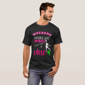 Weekend Forecast Netball en wijn Grappig cadeau T-shirt (Voorkant volledig)