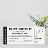 Weekend Getaway Verjaardag Boarding Pass Ticket In Kaart (Staand voorkant)