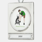 Weekend Warrior Funny Lawn Mowing Cartoon Verzilverd Banner Ornament (Links)