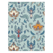 Weelderig bloempatroon op een lichtblauwe achtergr