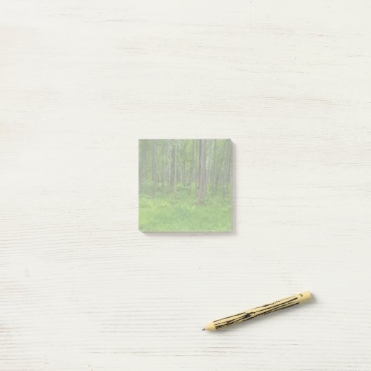 Weelderig groen boslandschap scène post-it® notes (Op bureau)