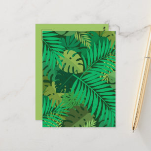 Weelderig groen tropisch jungleblad briefkaart