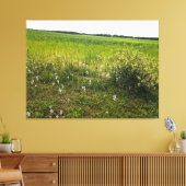 Weelderig veld met wilde bloemen canvas afdruk (Insitu (Woonkamer))