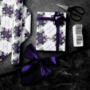 weelderige bloesems   Paarse en Roze Rozen Monogra Cadeaupapier