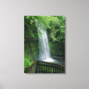 Weelderige groene tropische waterval Wall Art Canvas Afdruk