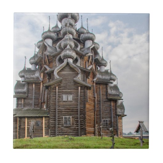 Weelderige houten kerk, Rusland Tegeltje (Voorkant)