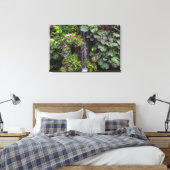 Weelderige tuinkatwater, China Canvas Afdruk (Insitu (Slaapkamer))