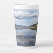 Weerkaatste Grampians Latte Mok (Voorkant)
