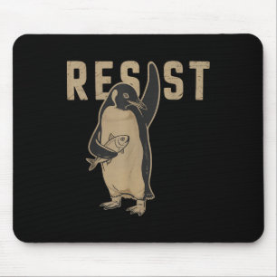 Weersta Penguin _ Hand uit _ Penguins Protest Muismat