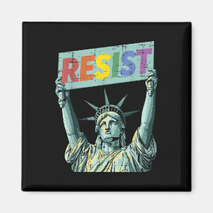 Weersta Rainbow Statue Liberty Protest LGBT Gay Ma Magneet