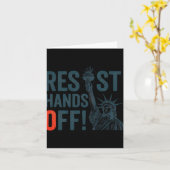Weerstand standbeeld van vrijheid handen af van de kaart (Gele Bloem)