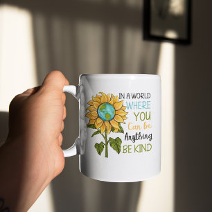 Wees aardig in deze wereld Zonnebloem Koffiemok