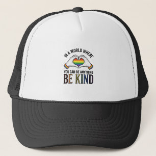 Wees Aardig Regenboog Hart Handen Vintage Vector D Trucker Pet