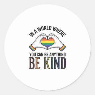 Wees Aardig Regenboog Hart Handen Vintage Vector O Ronde Sticker