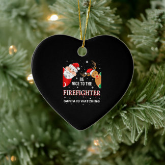 Wees aardig tegen de brandweerman die de kerstman keramisch ornament