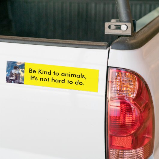 "Wees aardig tegen dieren" Bumpersticker (Op Truck)