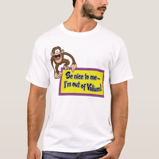 Wees aardig tegen me... ik ben uit het alium! t-shirt (Voorkant)