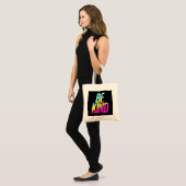 Wees aardig tote bag (Voorkant (model))