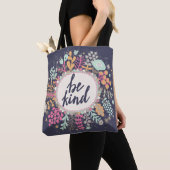 Wees aardig tote bag (Dichtbij)