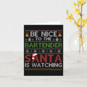 Wees aardig voor de Bartender Kerstman kijkt toe K Kaart (Gele Bloem)
