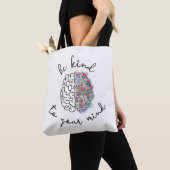 Wees Aardig Voor Je Verstand Bloemige Hersenen Men Tote Bag (Dichtbij)