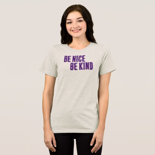 Wees aardig, wees lief T-shirt (Voorkant volledig)