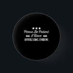 Wees alstublieft patiënt als ik een irriteerbaar d ronde button 3,2 cm<br><div class="desc">Gelieve de patiënt te zijn die ik kan zien met irriterend darmsyndroom,  darmsyndroom,  ibs,  grappig,  chronisch,  ziekte,  darmen,  bewustwording,  ibd,  ibd,  bewustwording,  kleur,  syndroom,  prikkelbaar,  cronhs,  ibd,  chronische, ziekte,  onzichtbaar,  chronische ziekte,  chronische,  chronische, pijnlijke</div>