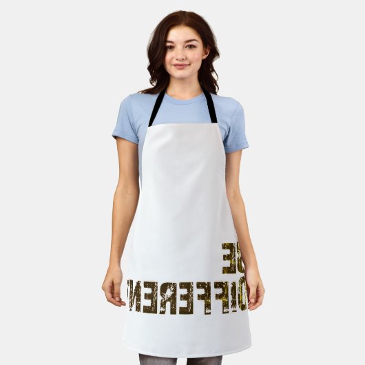 Wees anders en val op schort (Gedragen)