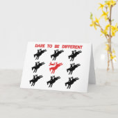 Wees anders - Grappig paardenGezegde Kaart (Gele Bloem)