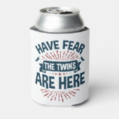 Wees bang dat de tweelingen hier zijn met tweeling blikjeskoeler (Blikje Achterkant)