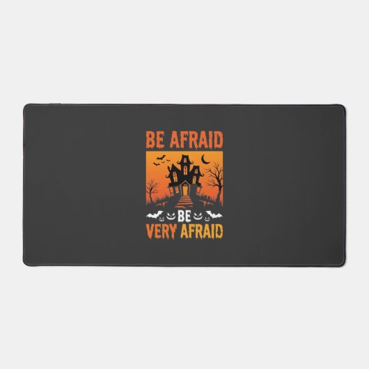 Wees Bang Huis Halloween Ontwerp Bureaumat (Voorkant)
