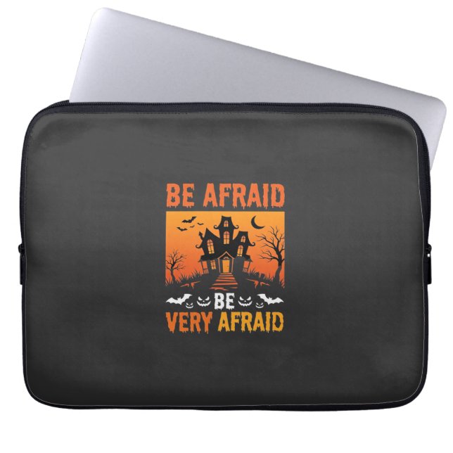 Wees Bang Huis Halloween Ontwerp Laptop Sleeve (Voorkant)