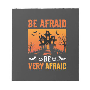 Wees Bang Huis Halloween Ontwerp Notitieblok
