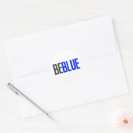 Wees blauw ronde sticker (Envelop)