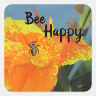 Wees blij  Bloem Foto Canna Lily Bee Pun Vierkante Sticker