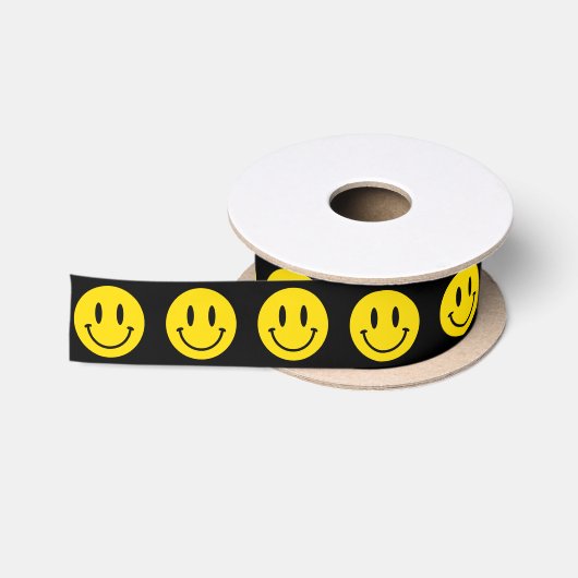 Wees blij Grinning Face Grappig Elke achtergrondkl Satijnen Lint (Spoel)