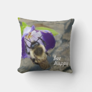 Wees blij met bijen en bloemen kussen