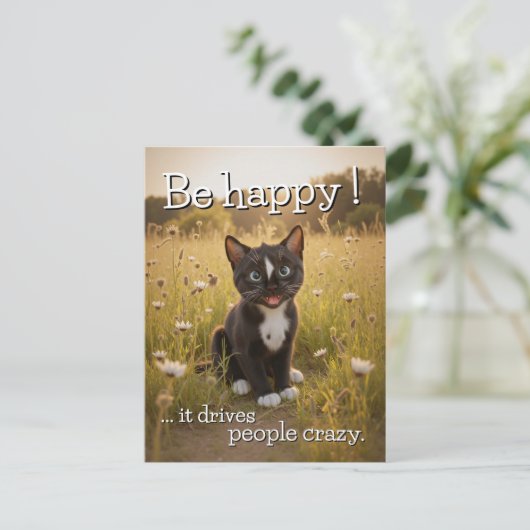 Wees blij - vrolijke kat in de Natuur Briefkaart (Staand voorkant)