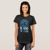 Wees de Asl Sign Language Leopard Rainbow Autisme  T-shirt (Voorkant volledig)