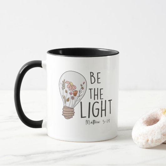 Wees de lichte koffie mok (Met donut)