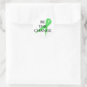 Wees de verandering - Mental Health Awareness Maan Ronde Sticker (Tas)